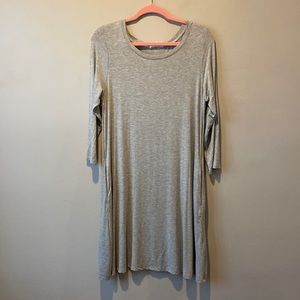 Grey 3/4 sleeve tshirt dress with pockets